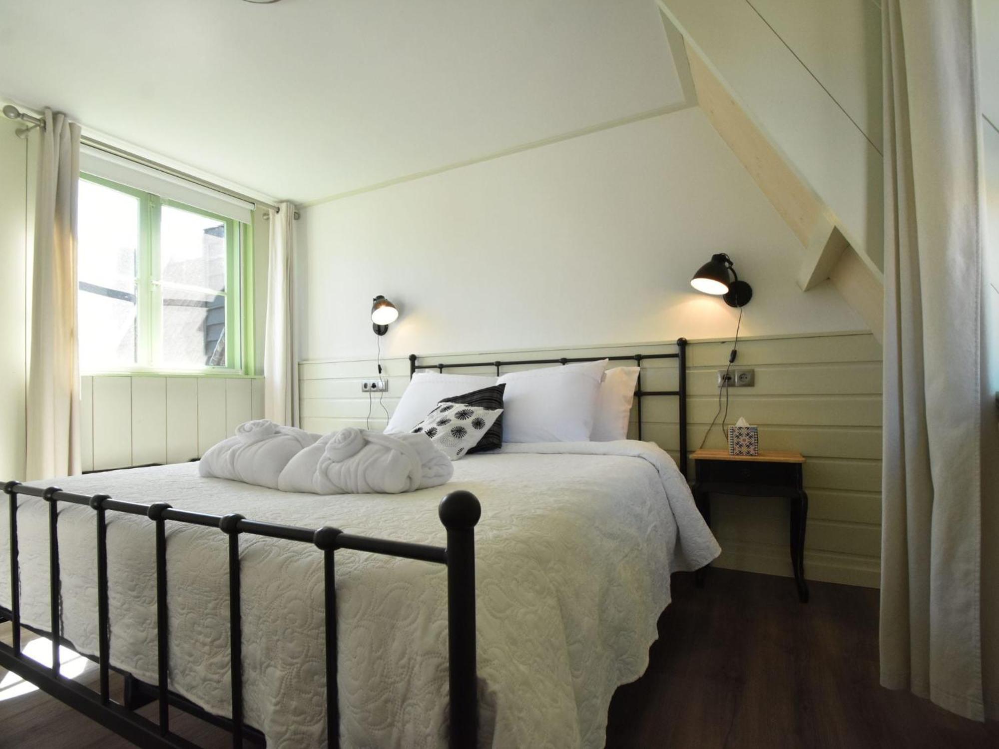 Authentic Fisherman S House In The Center Of Edam Exterior photo